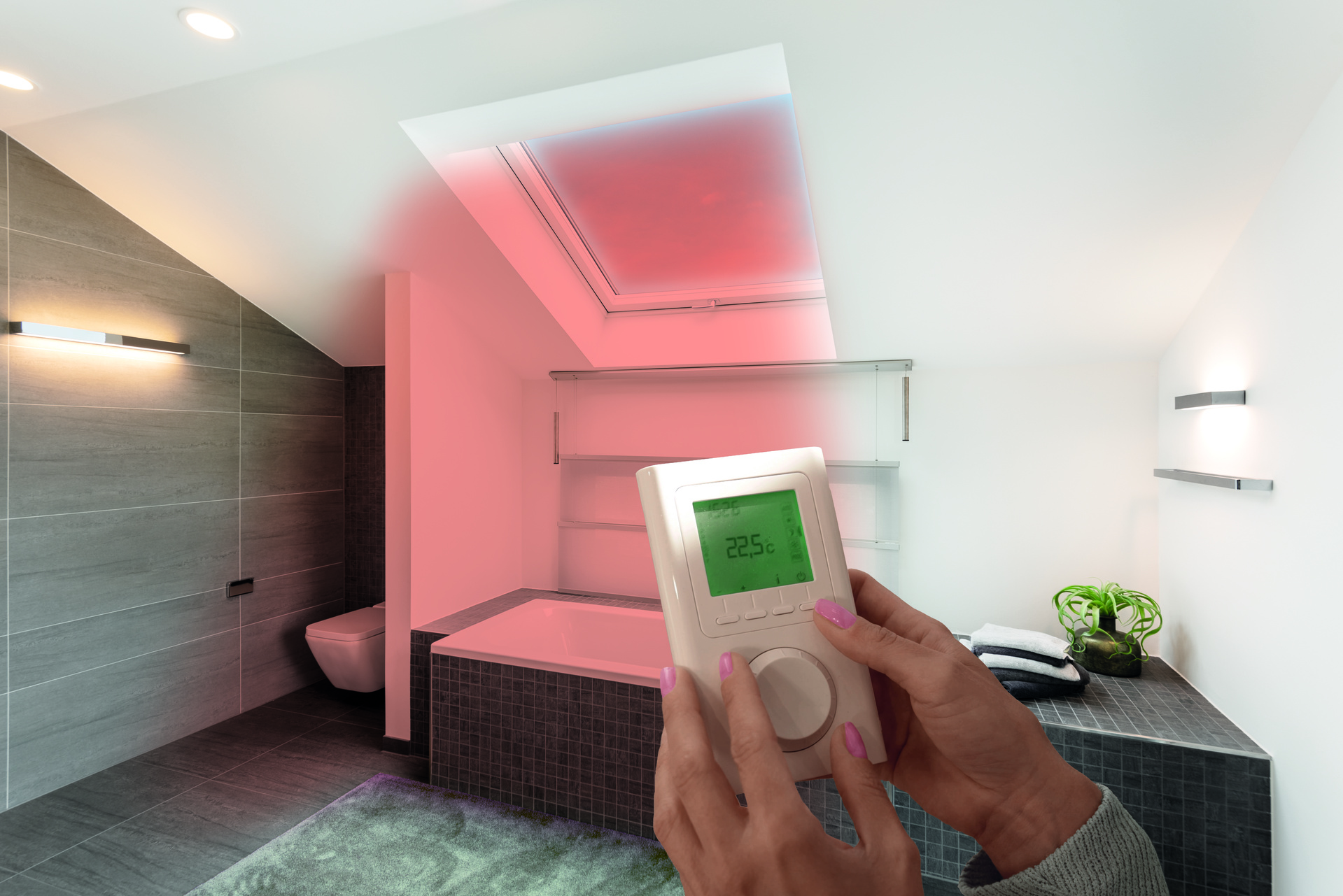 Roto Designo Heat Klapp-Schwingfenster R8 Kunststoff-2036621M Drinnen, Innenarchitektur, Badezimmer, Zimmer, Toilette