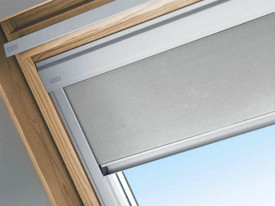 VELUX Classic Verdunkelungsrollo DBL M10 4204 Grau,Schiene alu PG:S-DBLM104204 Dekoration für Zuhause, Vorhang, Fensterschirm, Fenster