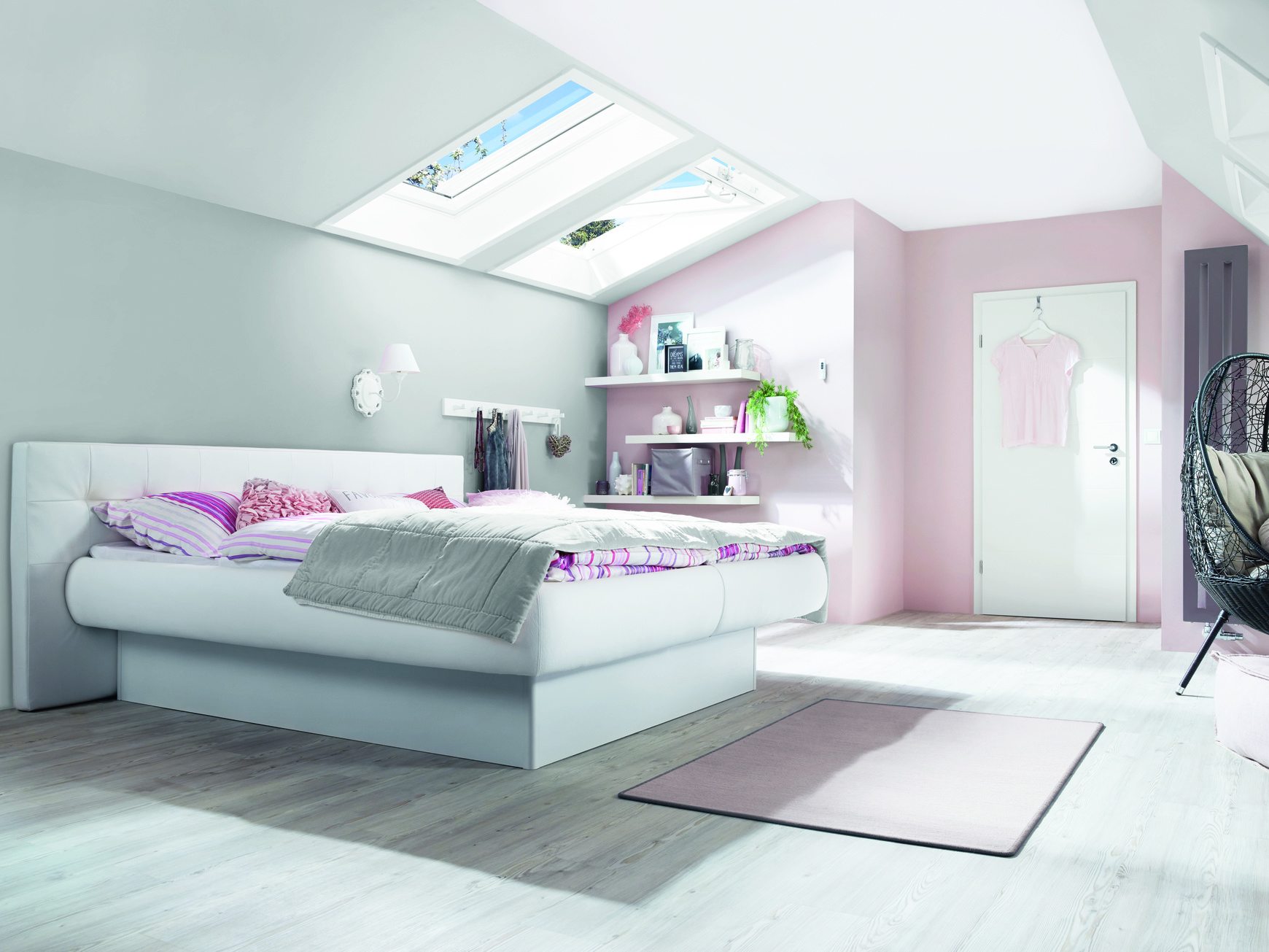 RotoQ Tronic Schwingfenster QT4 Kunststoff-785192M Dekoration für Zuhause, Drinnen, Innenarchitektur, Dachboden, Bett