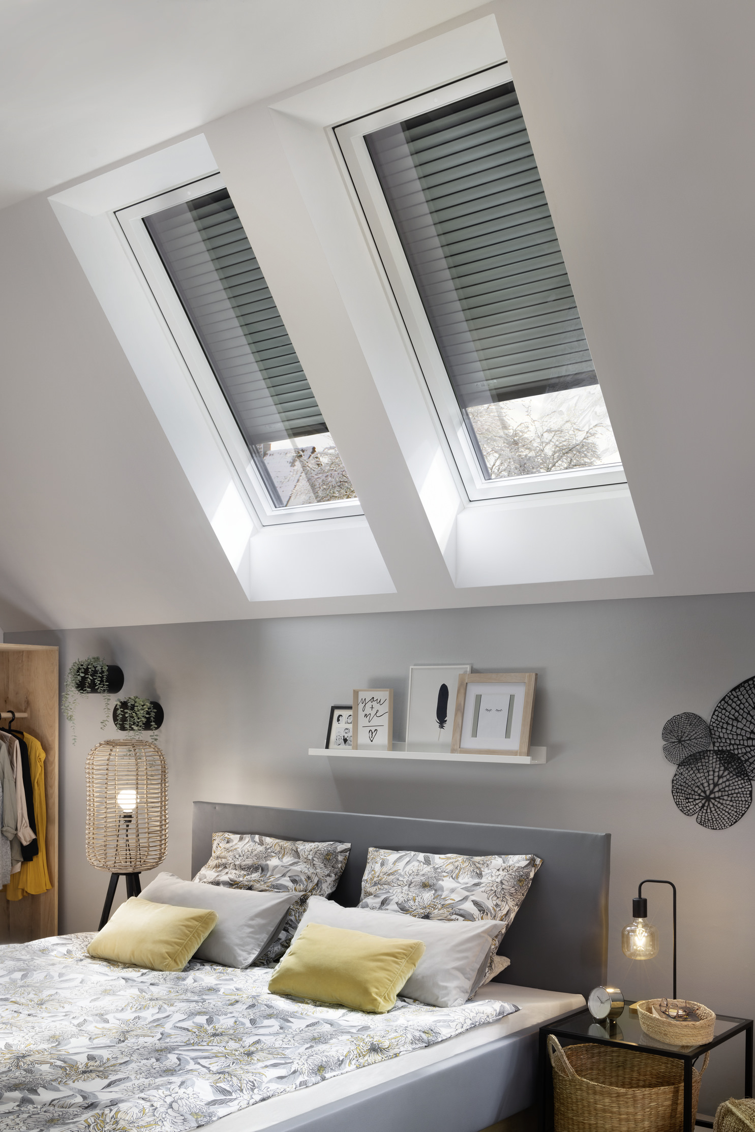 Roto Designo RotoTronic Schwingfenster R6 Kunststoff-807579M Fenster, Dachfenster, Bett, Mobiliar, Inneneinrichtung