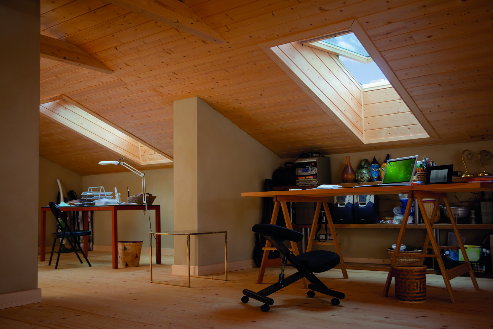 Roto Designo RotoTronic Schwingfenster R6 Holz-807445M Holz, Fußboden, Bodenbeläge, Hartholz, Dachboden